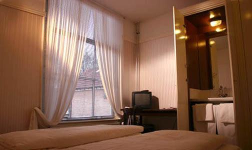 Guesthouse De Utrechtsche Dom Gouda Cameră foto