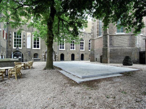 Guesthouse De Utrechtsche Dom Gouda Exterior foto
